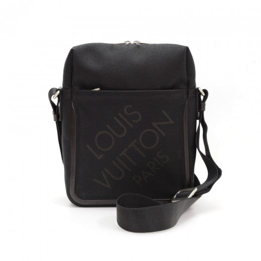 Louis Vuitton Geant Shoulder bag 368757