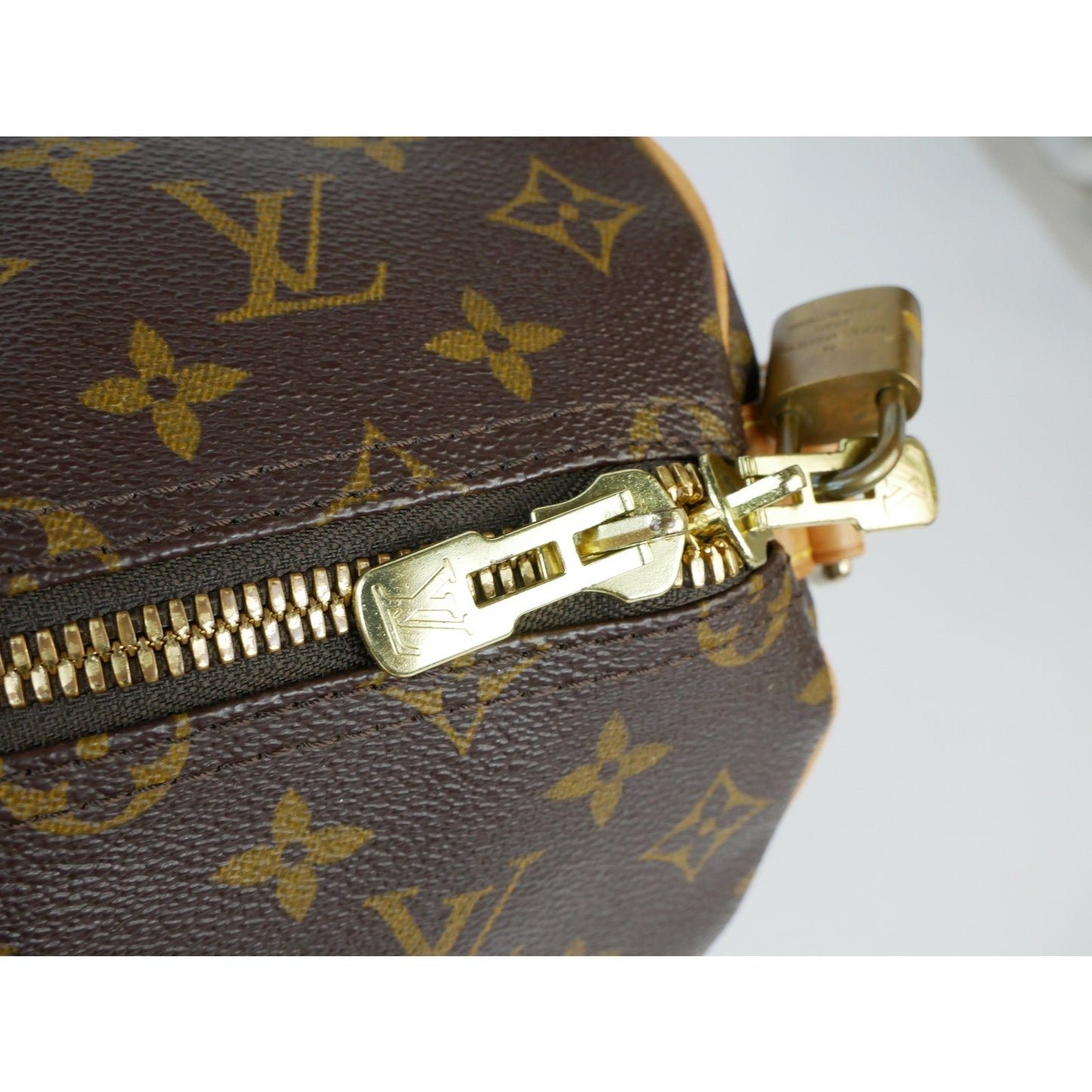 Louis Vuitton Monogram Canvas Keepall Bandouliere 50 Bag