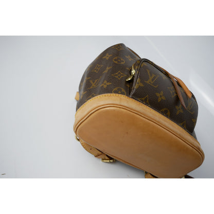 Louis Vuitton Montsouris PM