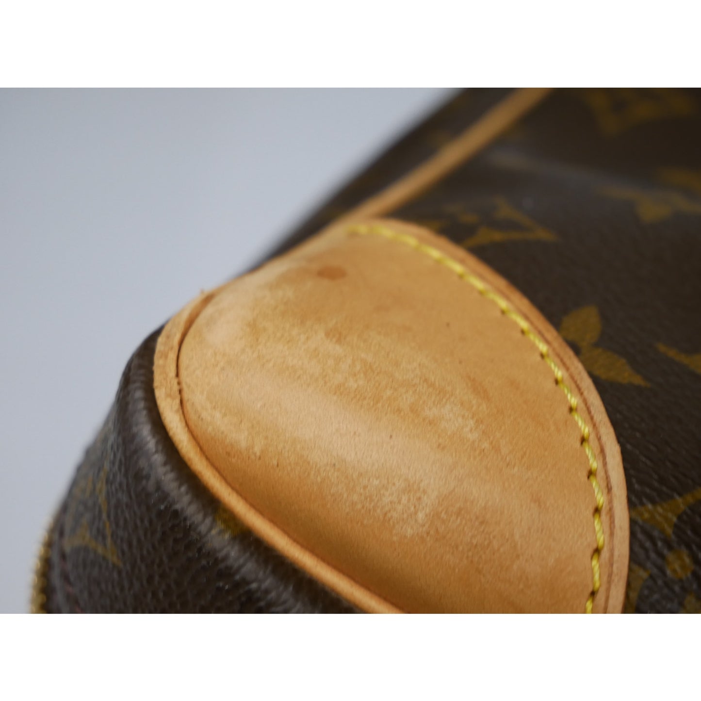 Louis Vuitton Monogram Canvas Sirius 50